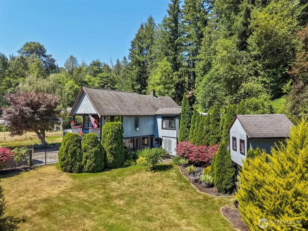 27021 Lower Burnett Road E Buckley WA 98321