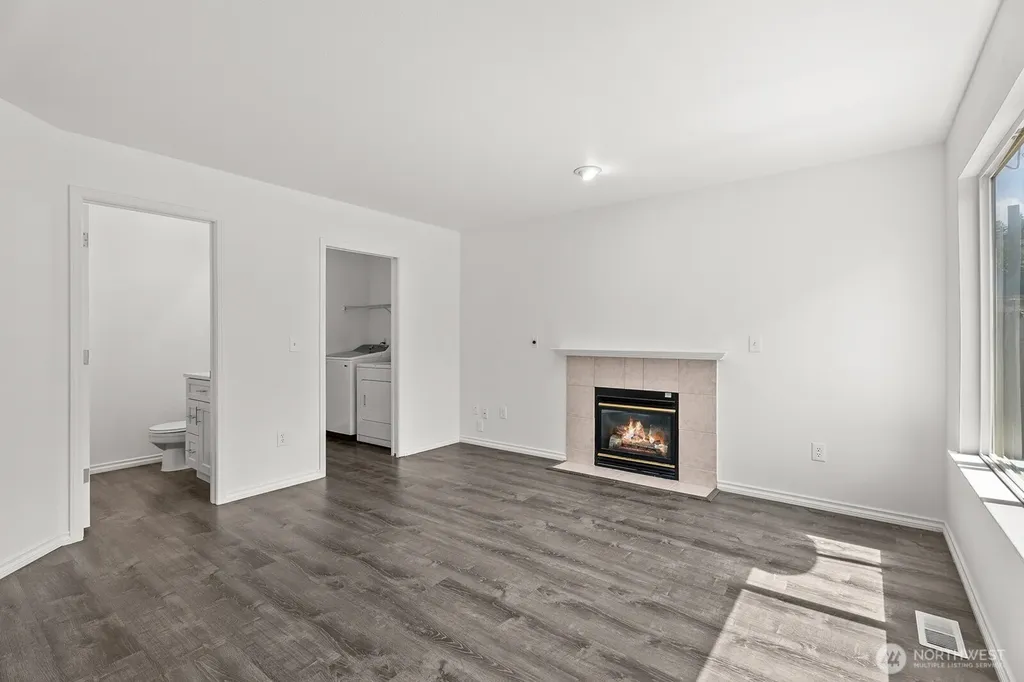 2707 S 268th Place Kent WA 98032