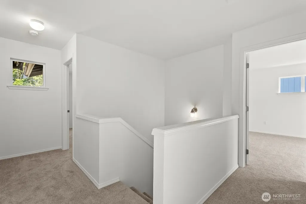2707 S 268th Place Kent WA 98032