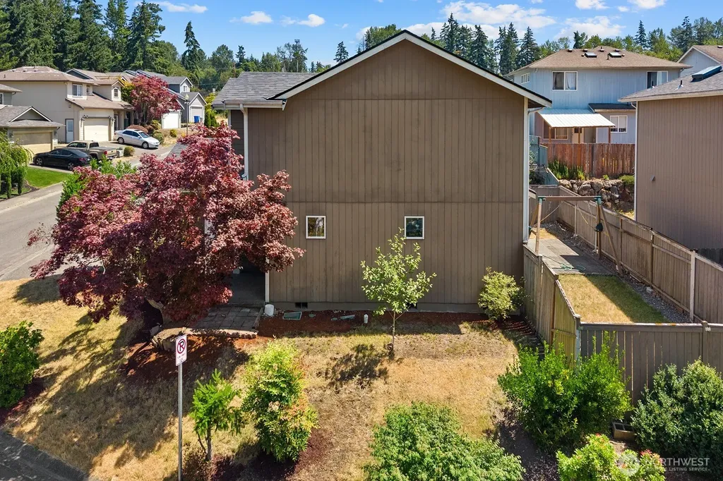 2707 S 268th Place Kent WA 98032