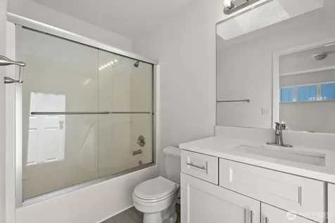 2707 S 268th Place Kent WA 98032