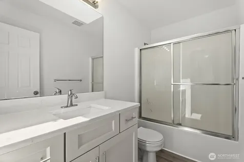 2707 S 268th Place Kent WA 98032