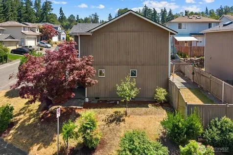 2707 S 268th Place Kent WA 98032