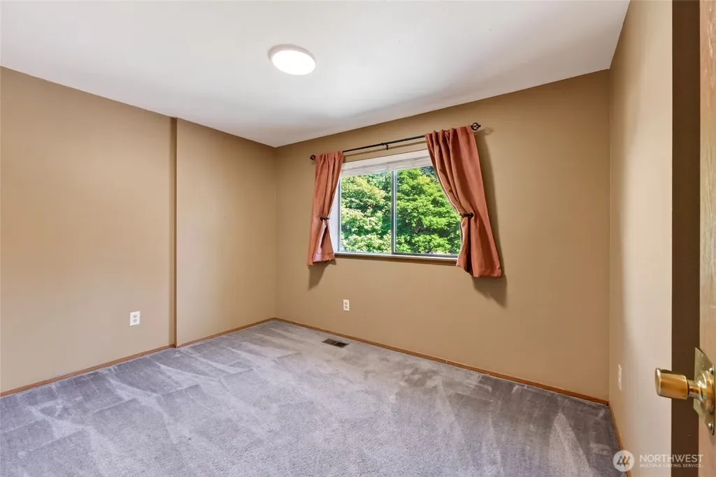 18604 73rd Street E Bonney Lake WA 98391