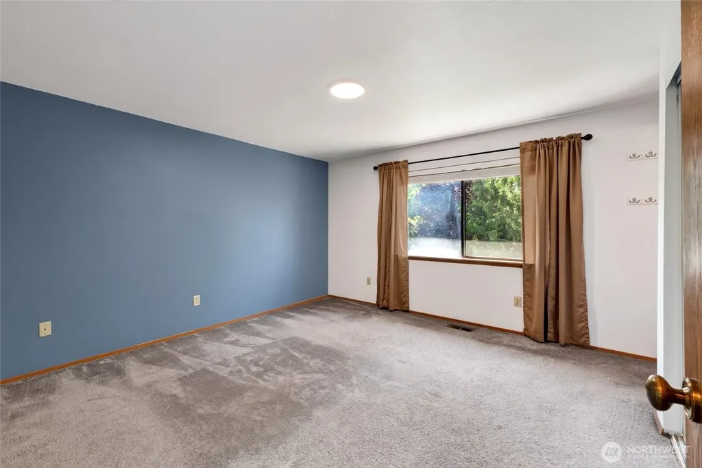 18604 73rd Street E Bonney Lake WA 98391