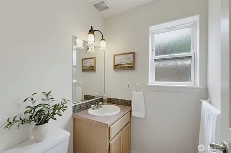 37815 21st Court S Federal Way WA 98003