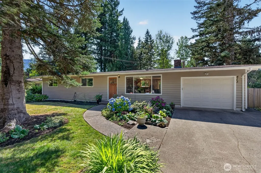 413 Thrasher Avenue NE North Bend WA 98045