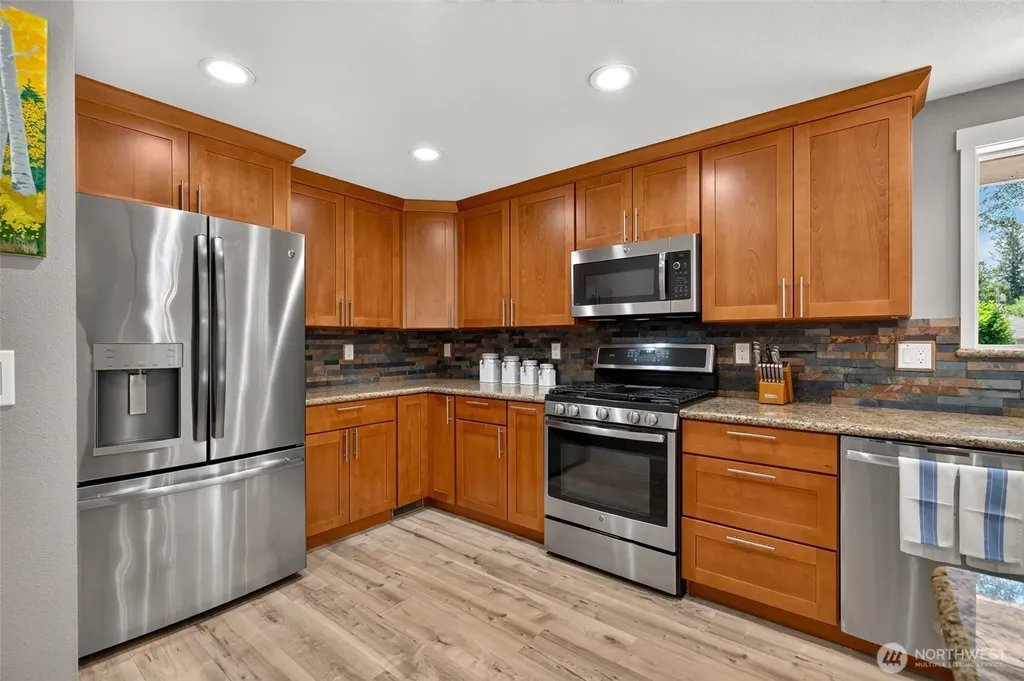 413 Thrasher Avenue NE North Bend WA 98045