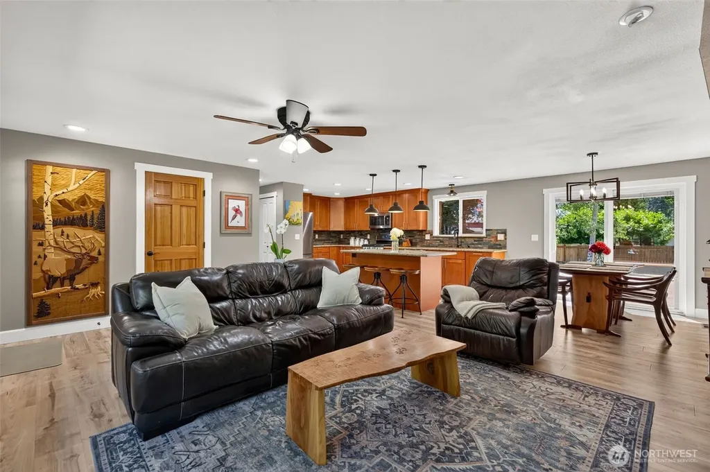 413 Thrasher Avenue NE North Bend WA 98045
