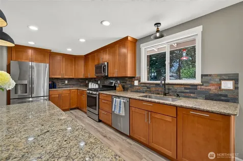 413 Thrasher Avenue NE North Bend WA 98045