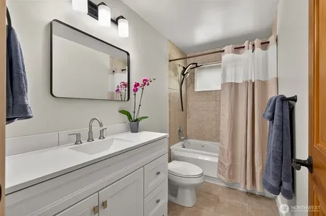 413 Thrasher Avenue NE North Bend WA 98045