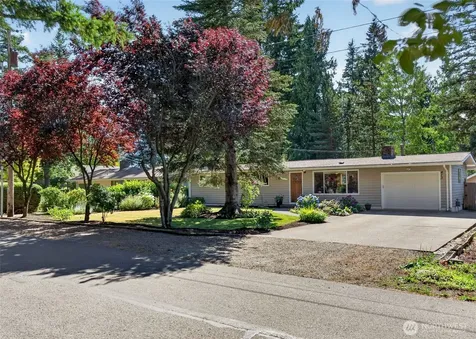 413 Thrasher Avenue NE North Bend WA 98045