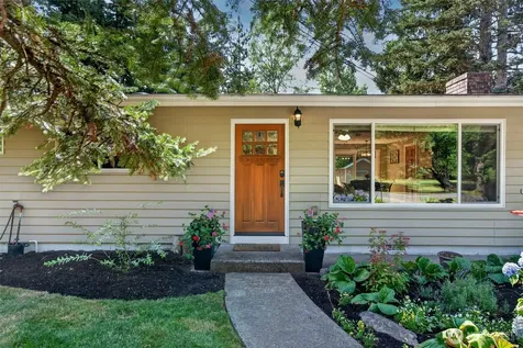 413 Thrasher Avenue NE North Bend WA 98045