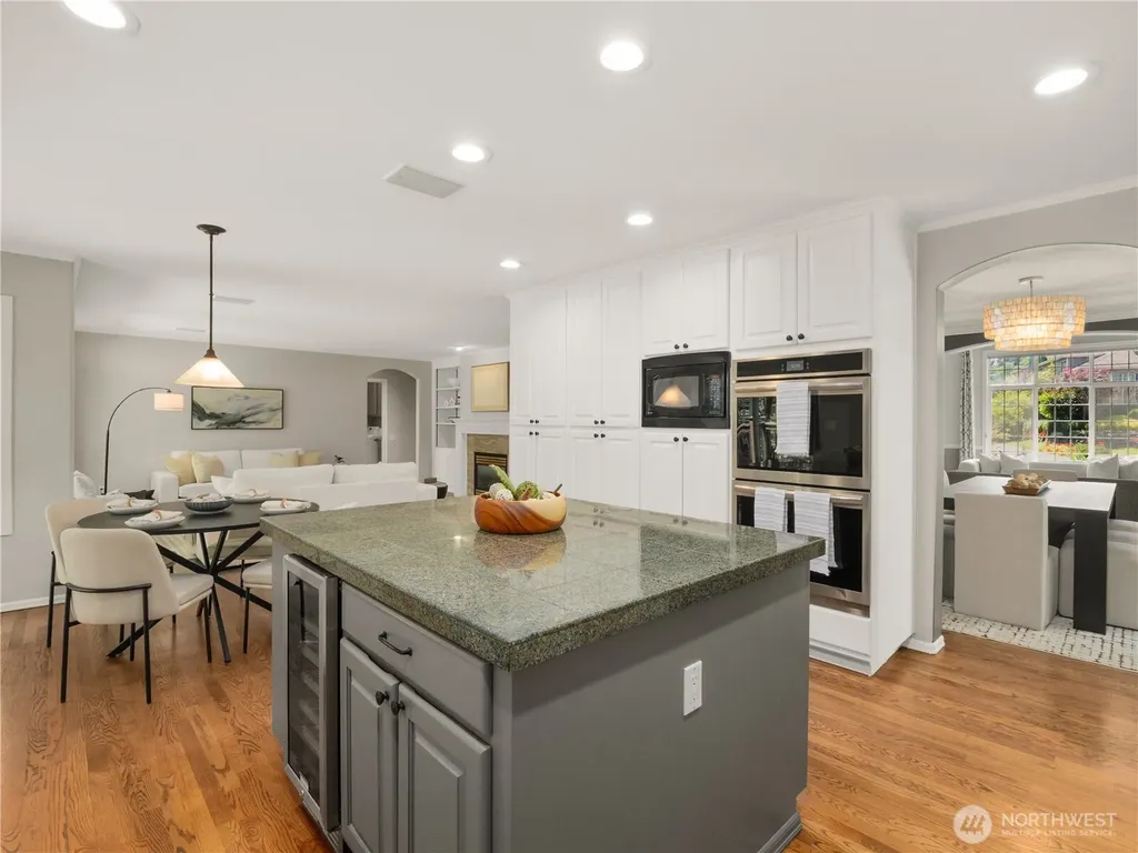 23420 SE 28th Court Sammamish WA 98075