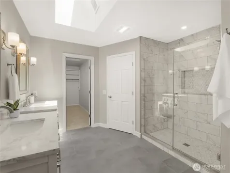 23420 SE 28th Court Sammamish WA 98075