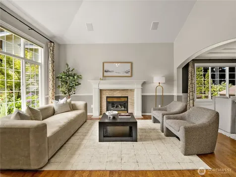23420 SE 28th Court Sammamish WA 98075