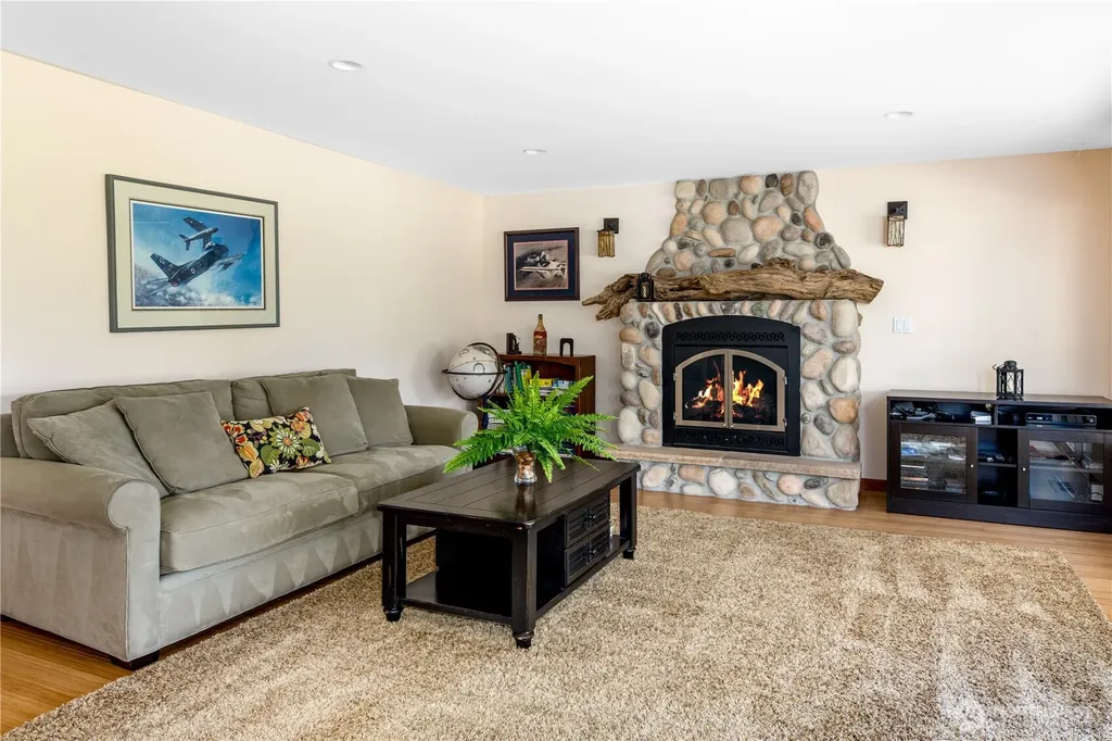 14812 SE 170th Street Renton WA 98058