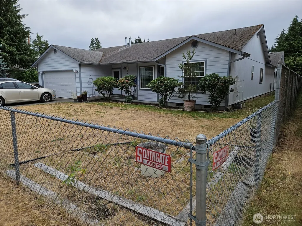 2916 Russell Road Centralia WA 98531