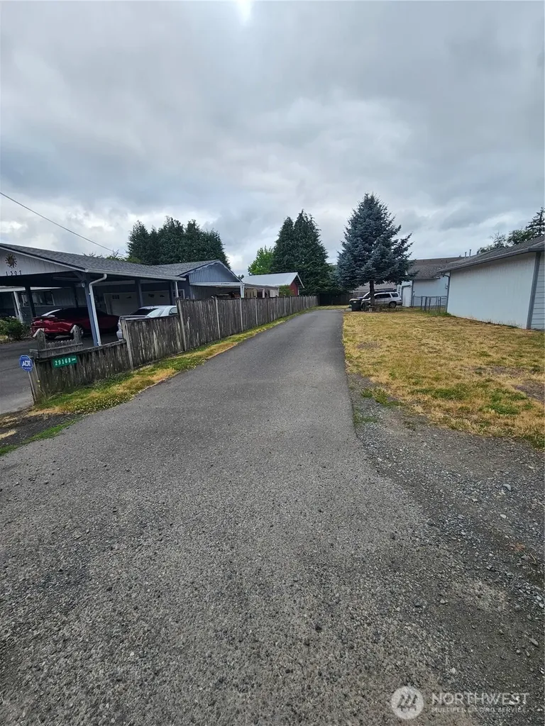 2916 Russell Road Centralia WA 98531
