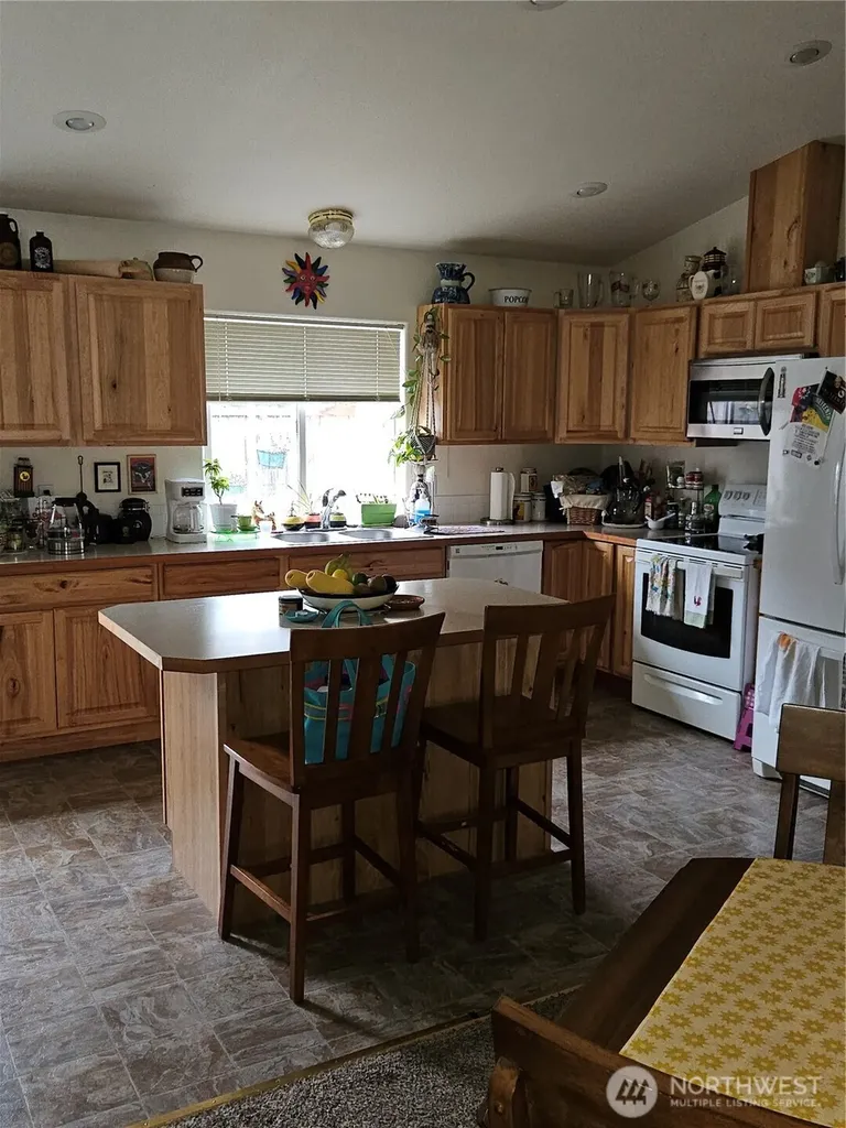 2916 Russell Road Centralia WA 98531
