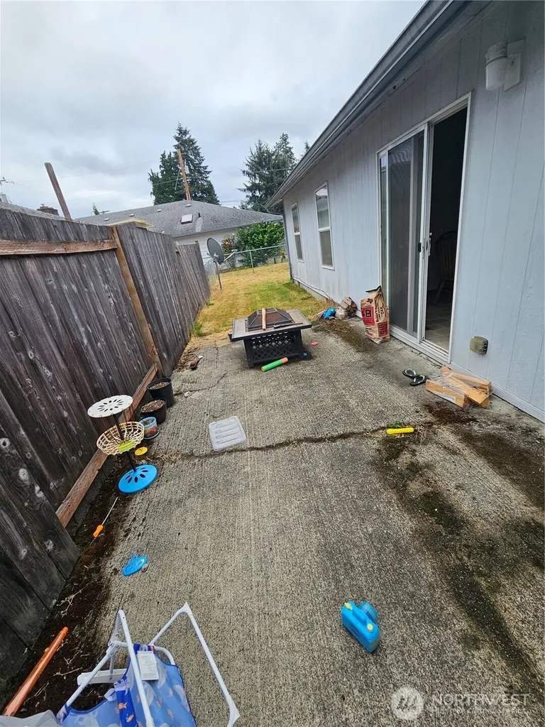2916 Russell Road Centralia WA 98531