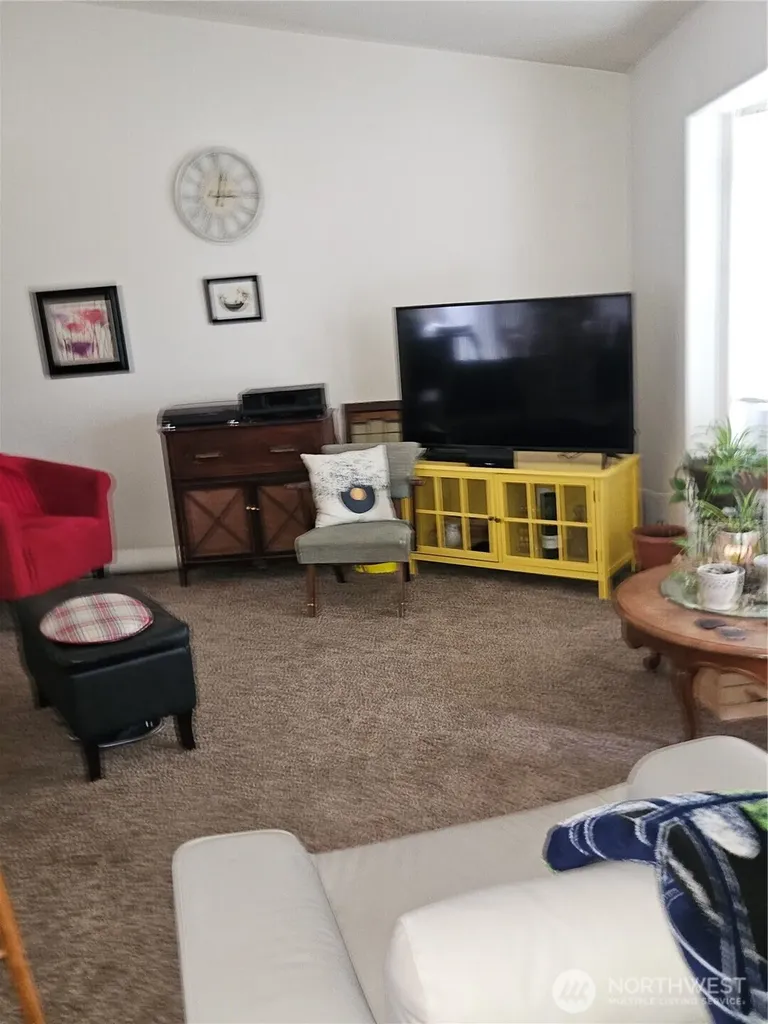 2916 Russell Road Centralia WA 98531