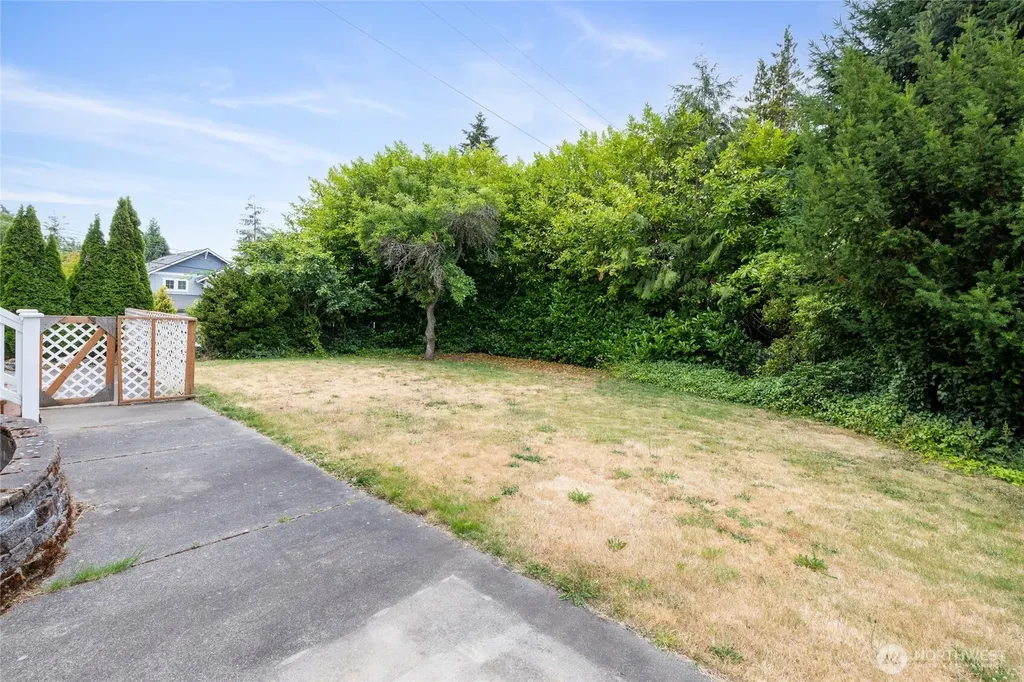 1904 N Proctor Street Tacoma WA 98406