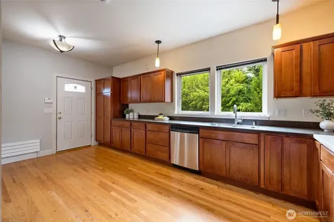 1904 N Proctor Street Tacoma WA 98406