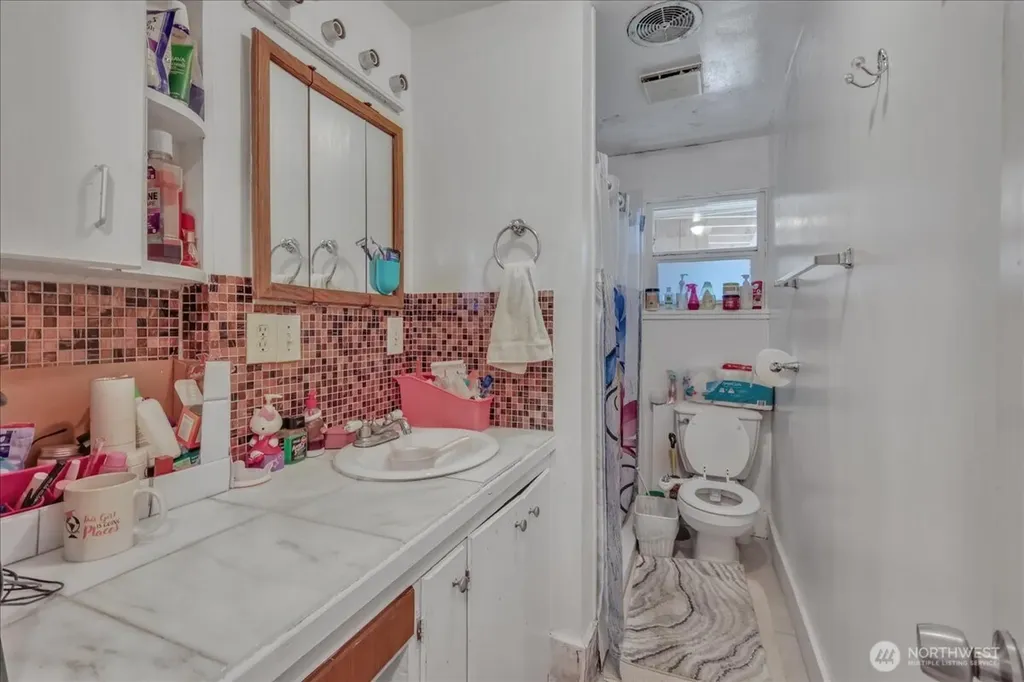3039 S 200th Street Seatac WA 98198