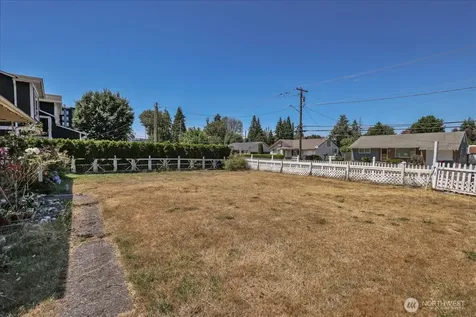 3039 S 200th Street Seatac WA 98198
