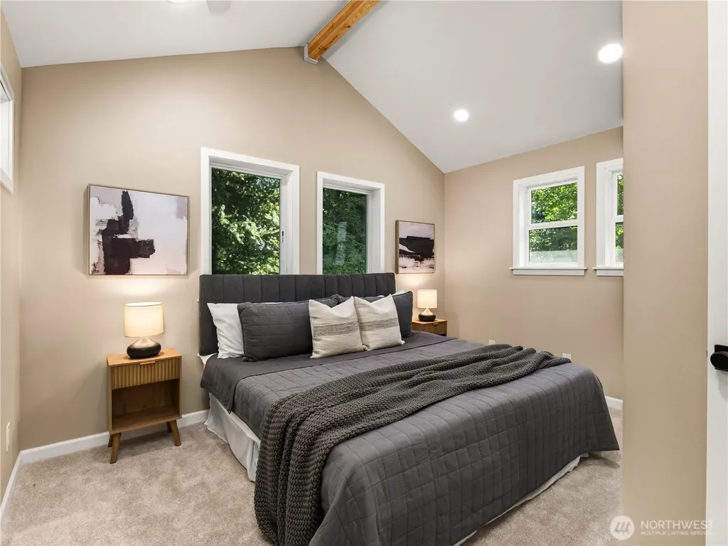 420 222nd Avenue NE Sammamish WA 98074