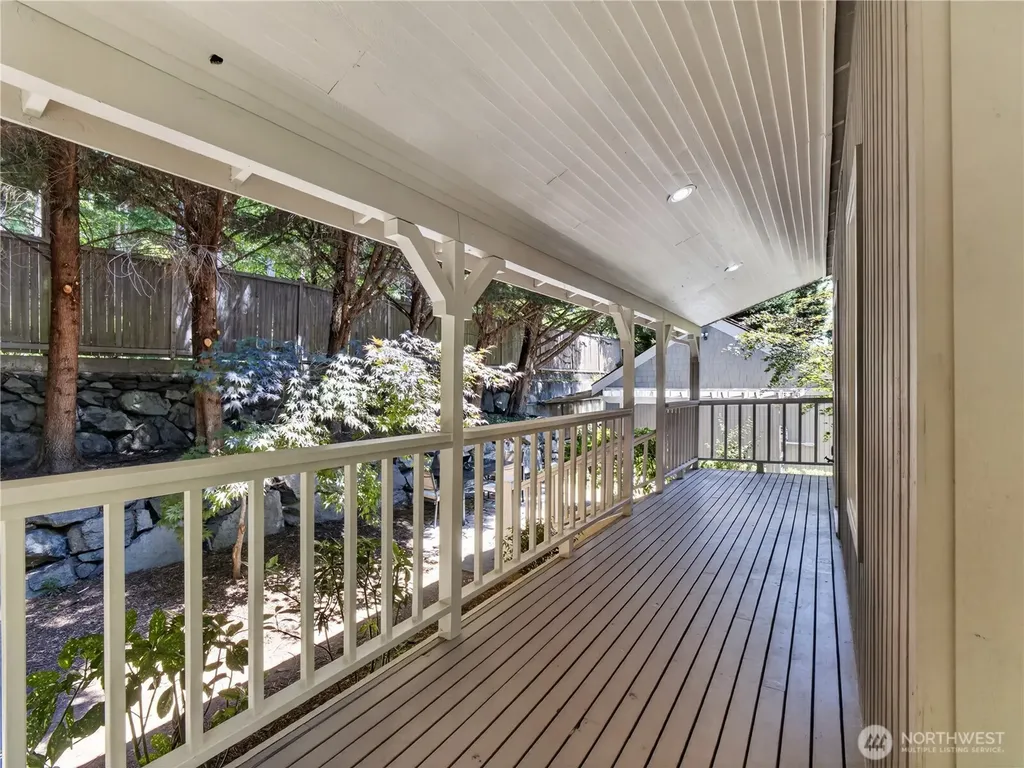 420 222nd Avenue NE Sammamish WA 98074