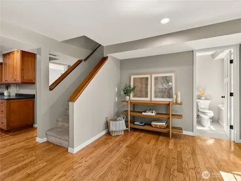 420 222nd Avenue NE Sammamish WA 98074