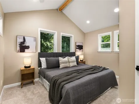 420 222nd Avenue NE Sammamish WA 98074