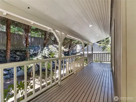 420 222nd Avenue NE Sammamish WA 98074