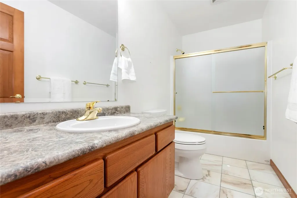 3004 Haggin Street Bellingham WA 98226