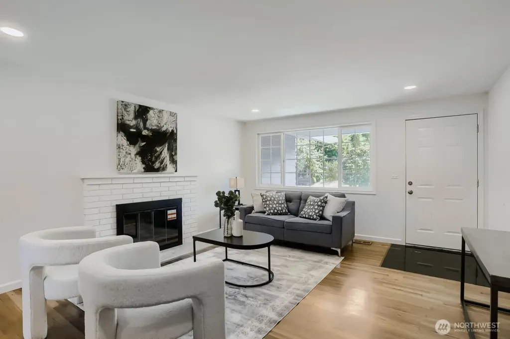 14379 104th Avenue NE Kirkland WA 98034