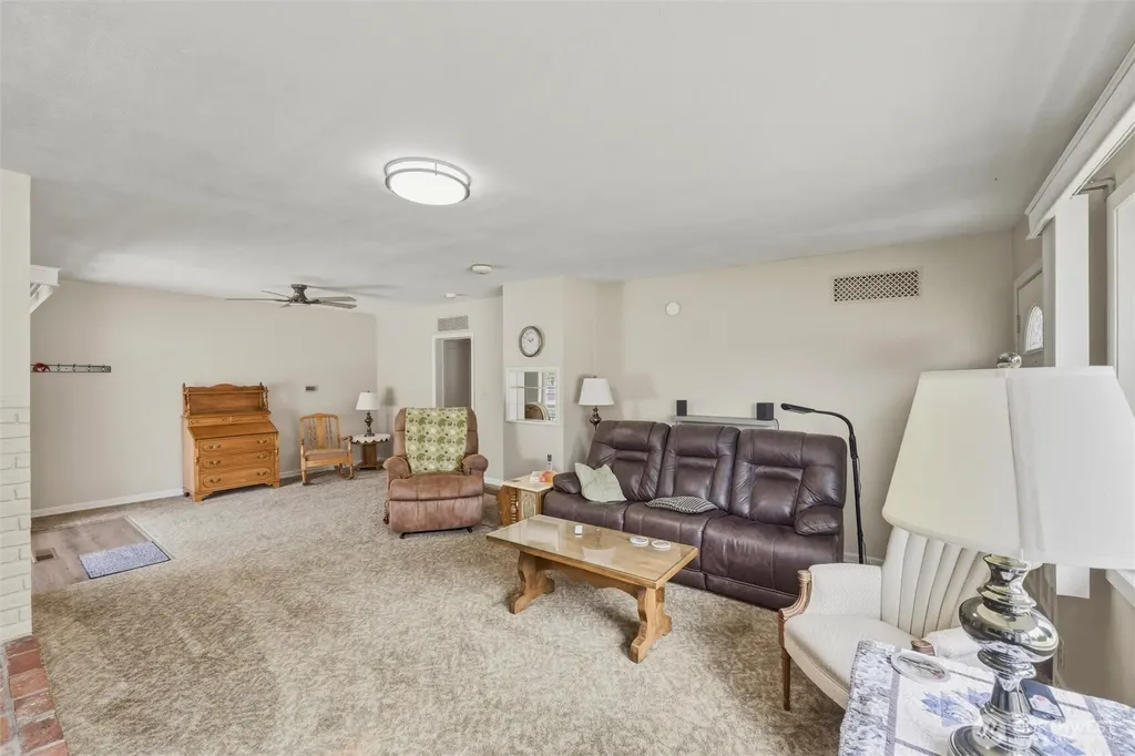 1002 Nelson Street Sedro Woolley WA 98982