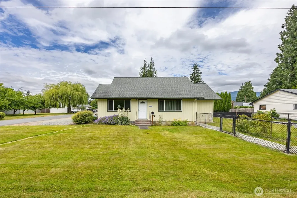 1002 Nelson Street Sedro Woolley WA 98982