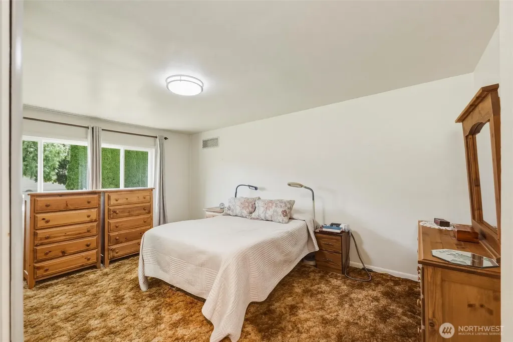 1002 Nelson Street Sedro Woolley WA 98982