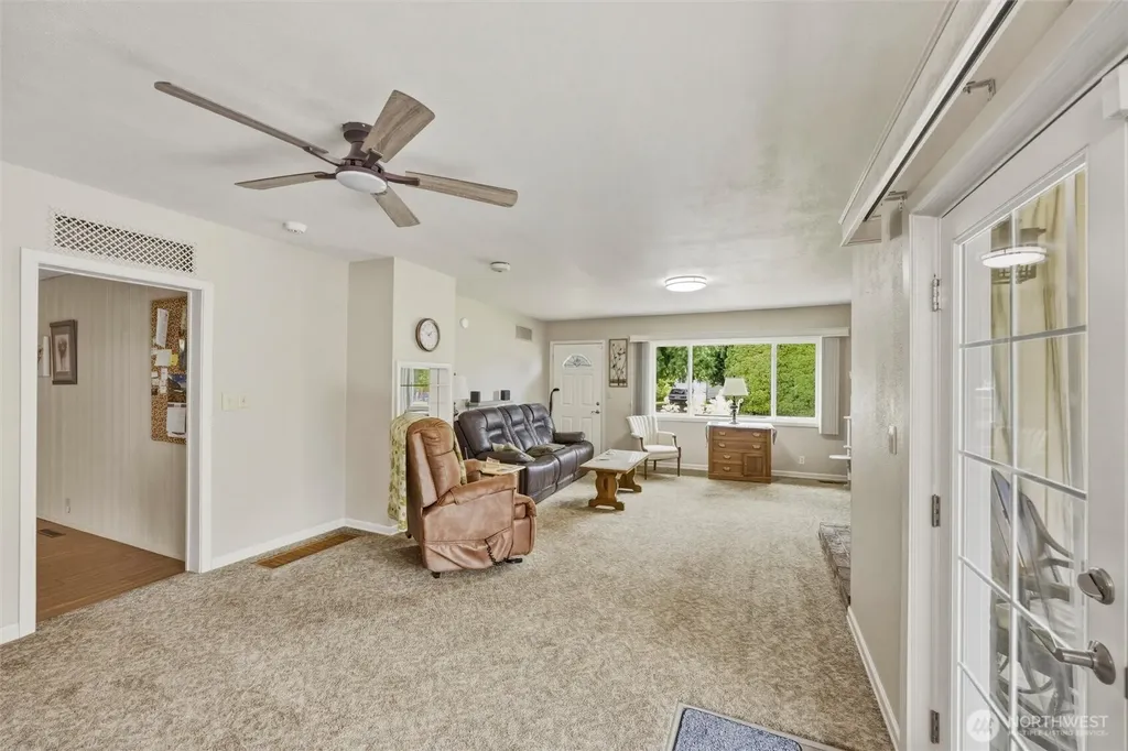 1002 Nelson Street Sedro Woolley WA 98982
