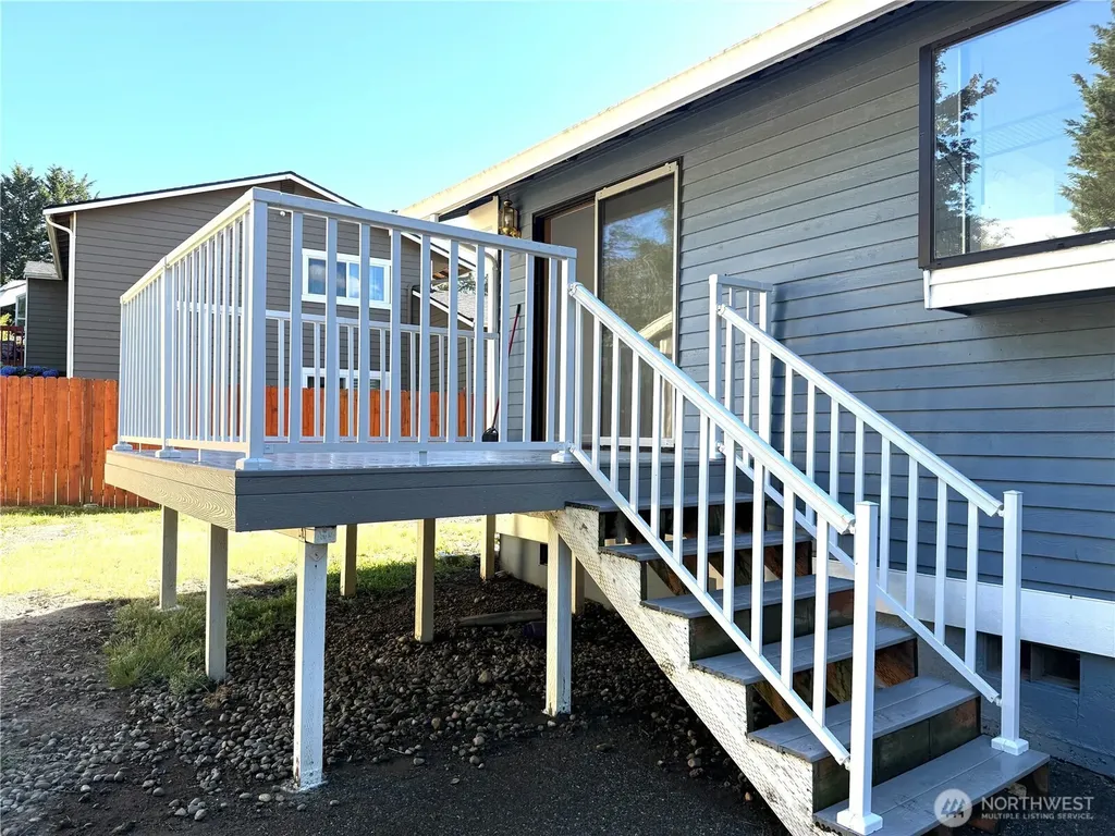 18604 131st Avenue SE Renton WA 98058