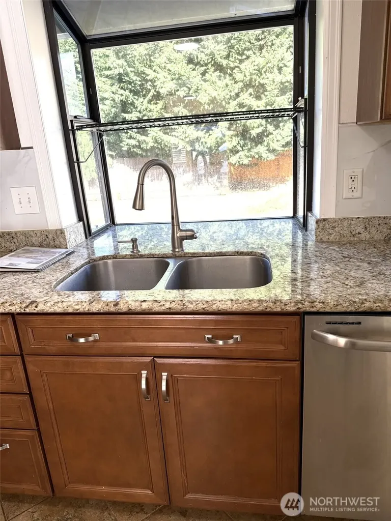 18604 131st Avenue SE Renton WA 98058