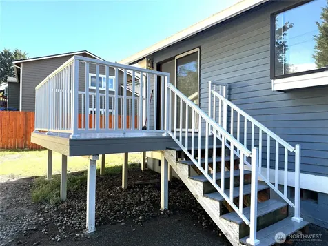 18604 131st Avenue SE Renton WA 98058