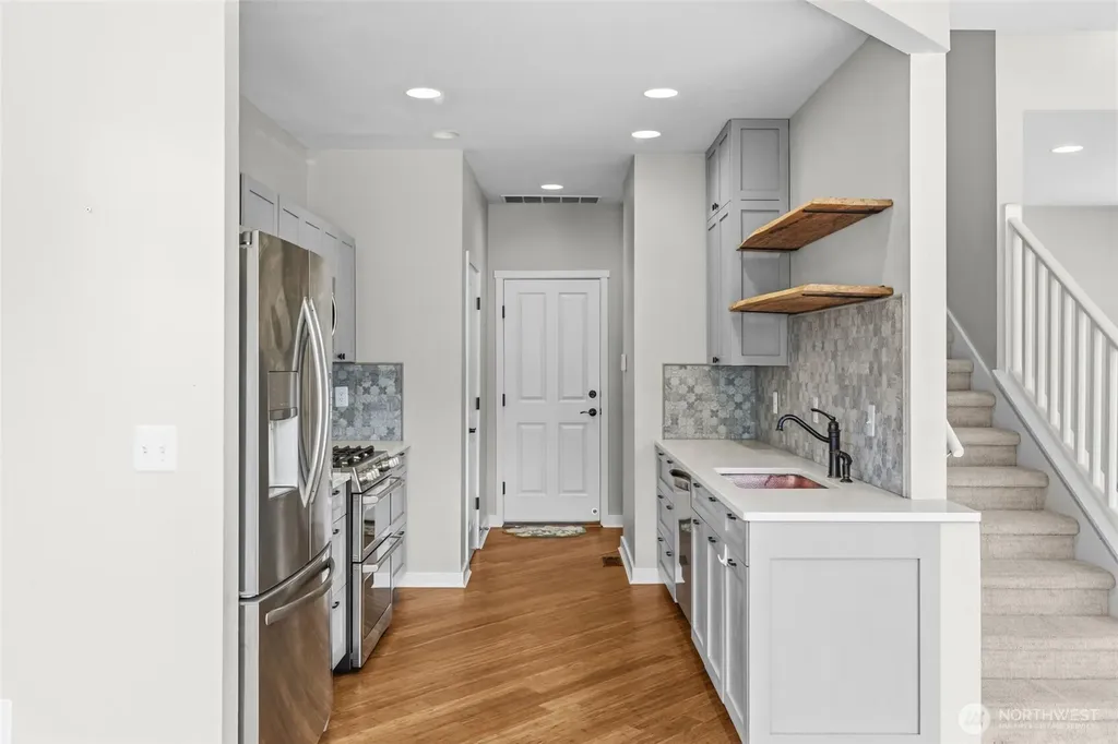 205 Newport Way NW Issaquah WA 98027