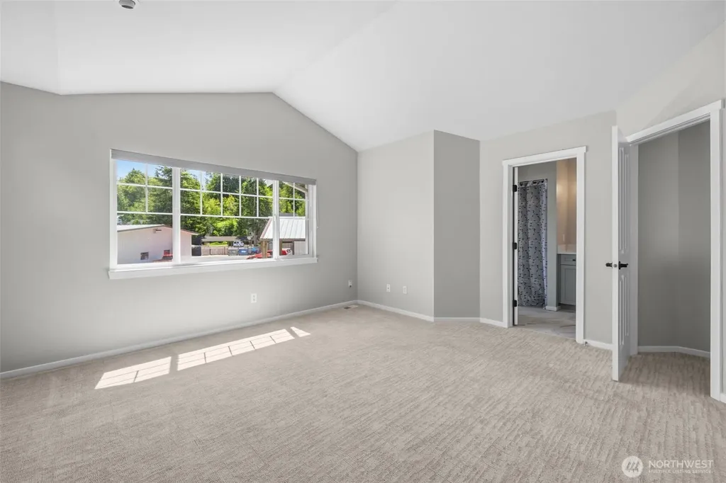 205 Newport Way NW Issaquah WA 98027