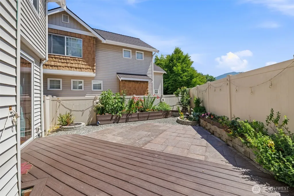 205 Newport Way NW Issaquah WA 98027