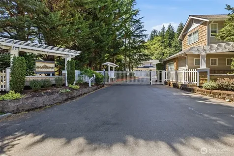 205 Newport Way NW Issaquah WA 98027
