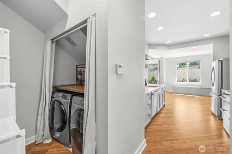 205 Newport Way NW Issaquah WA 98027