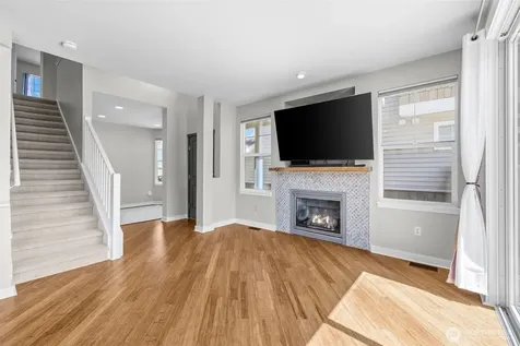205 Newport Way NW Issaquah WA 98027